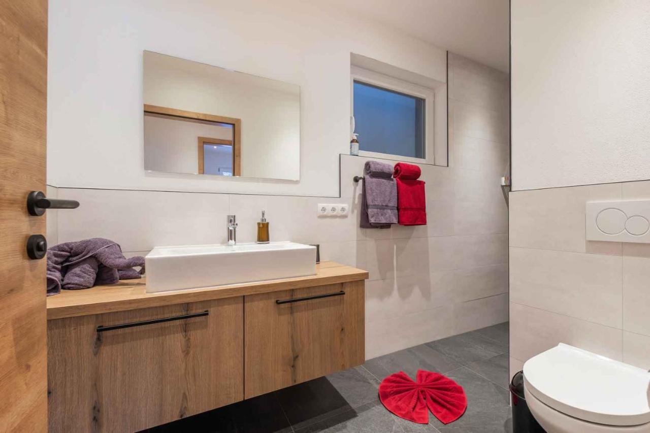 ניוסטיפט אים סטובאיטל Freiraum Appartements מראה חיצוני תמונה